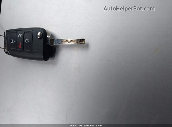 3VV0B7AX7NM106627 2022 VOLKSWAGEN TIGUAN White წინა პანელის ხედი