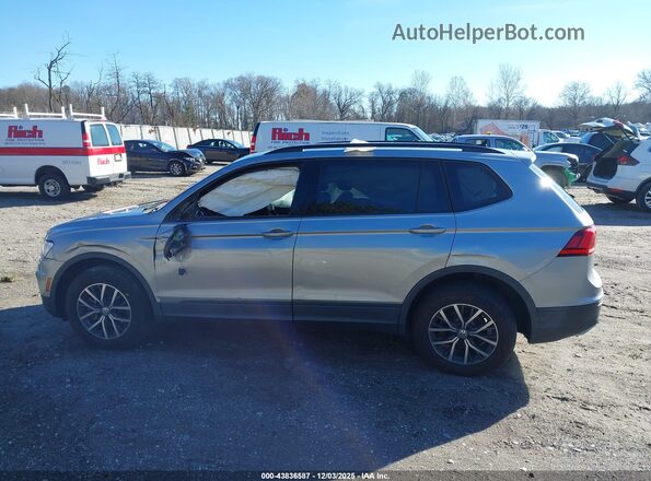 3VV0B7AX9MM003904 2021 VOLKSWAGEN TIGUAN Silver Widok wnętrza 360 stopni