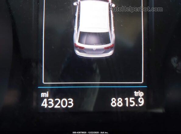 3VV0B7AXXMM101596 2021 VOLKSWAGEN TIGUAN Navy 