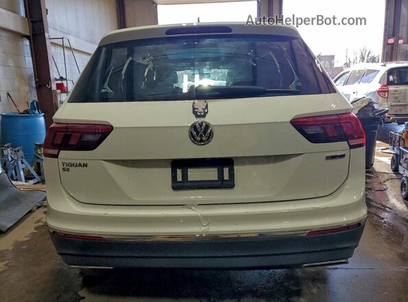 3VV2B7AX1LM075963 2020 VOLKSWAGEN TIGUAN White Հետևի տեսք