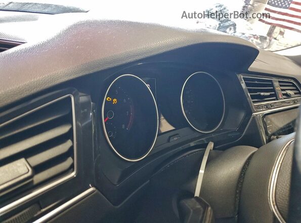 3VV2B7AX1LM075963 2020 VOLKSWAGEN TIGUAN White Սարքավորումների վահանակի տեսք