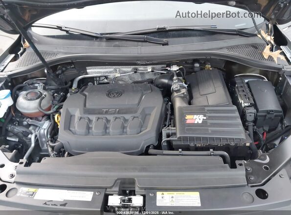3VV2B7AX2MM023968 2021 VOLKSWAGEN TIGUAN Gray Rear view