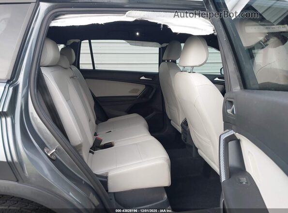 3VV2B7AX2MM023968 2021 VOLKSWAGEN TIGUAN Gray VIN sticker view