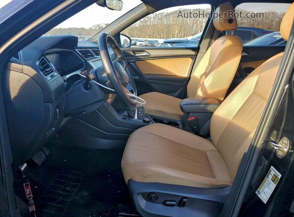 3VV2B7AX2NM133663 2022 VOLKSWAGEN TIGUAN Gray წინა სალონის ხედი