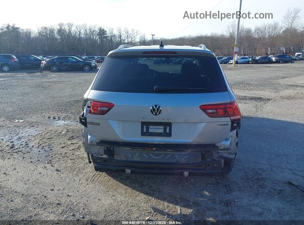 3VV2B7AX6NM119359 2022 VOLKSWAGEN TIGUAN Gray 