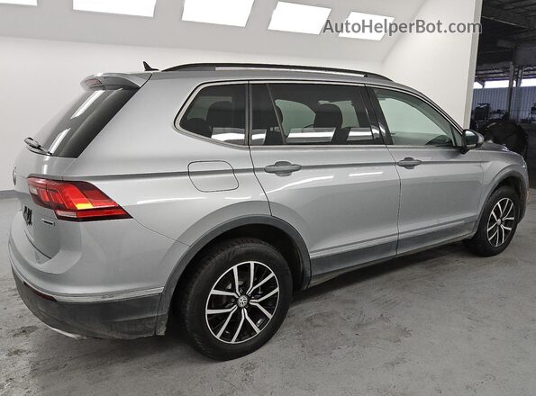 3VV2B7AX8MM126909 2021 VOLKSWAGEN TIGUAN Silver 