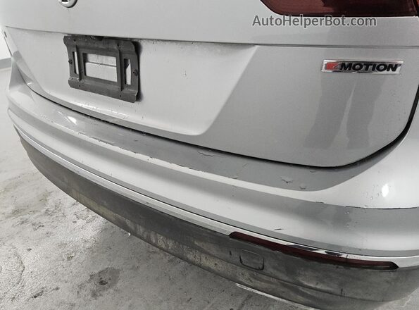 3VV2B7AX8MM126909 2021 VOLKSWAGEN TIGUAN Silver 