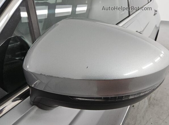 3VV2B7AX8MM126909 2021 VOLKSWAGEN TIGUAN Silver 