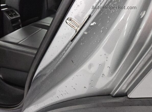 3VV2B7AX8MM126909 2021 VOLKSWAGEN TIGUAN Silver 
