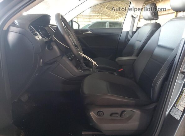 3VV3B7AX1MM107557 2021 VOLKSWAGEN TIGUAN Gray 