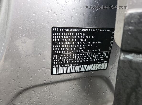 3VV3B7AX1NM107043 2022 VOLKSWAGEN TIGUAN Серебряный Панорамный вид салона 360°