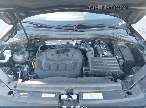 3VV3B7AX2NM128063 2022 VOLKSWAGEN TIGUAN Black Rear view