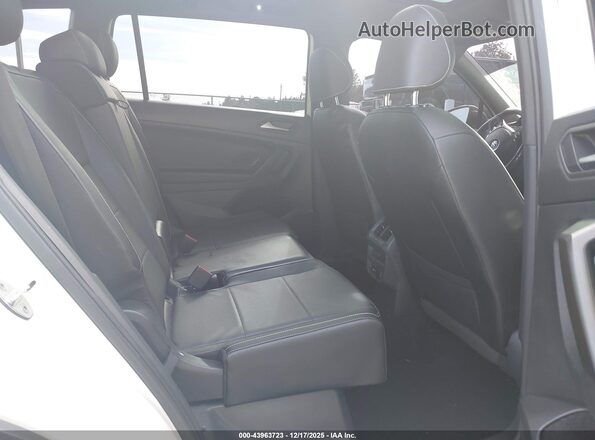 3VV3B7AX4MM138088 2021 VOLKSWAGEN TIGUAN Белый 