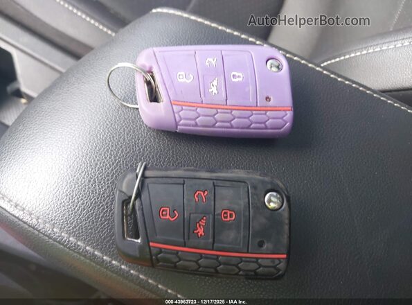 3VV3B7AX4MM138088 2021 VOLKSWAGEN TIGUAN Белый 