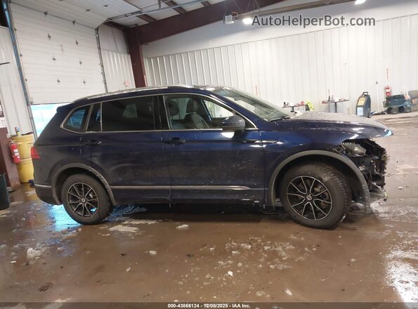 3VV4B7AX2NM063560 2022 VOLKSWAGEN TIGUAN Blue Սալոնի հետևի տեսք