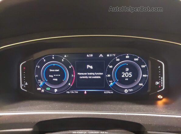 3VV4B7AX2NM063560 2022 VOLKSWAGEN TIGUAN Blue Հետևի նստատեղերի տեսք