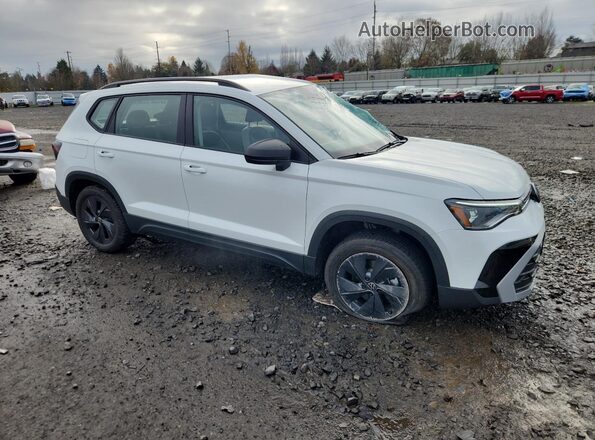 3VV5C7B27TM013545 2026 VOLKSWAGEN TAOS Белый Передняя правая четверть