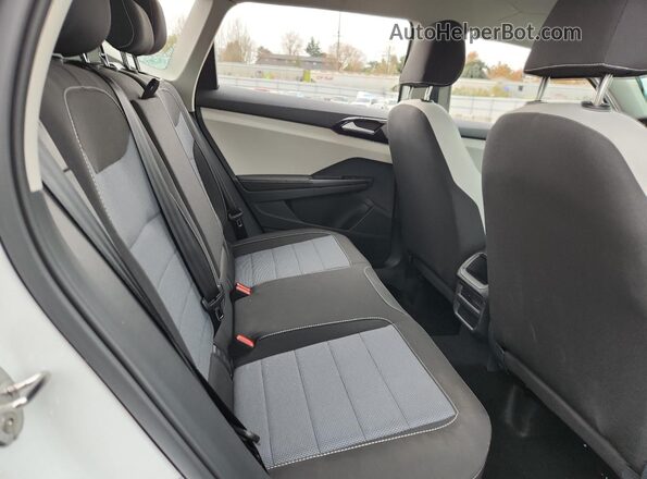 3VV5C7B27TM013545 2026 VOLKSWAGEN TAOS Белый Вид задней части салона