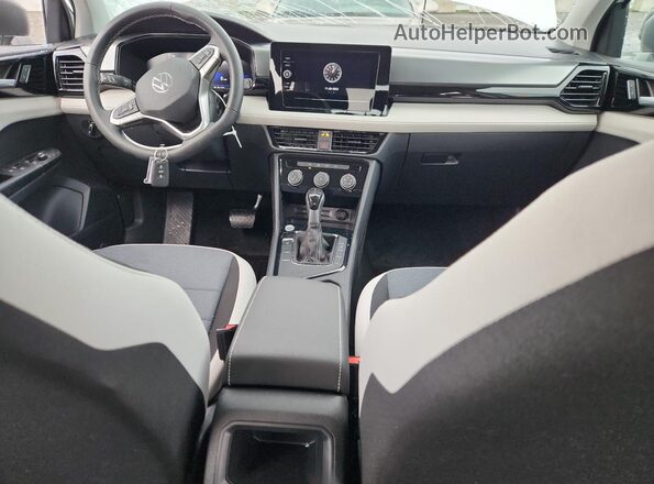 3VV5C7B27TM013545 2026 VOLKSWAGEN TAOS Белый Вид панели приборов