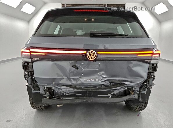 3VV5C7B28TM010718 2026 VOLKSWAGEN TAOS Gray Հետևի տեսք