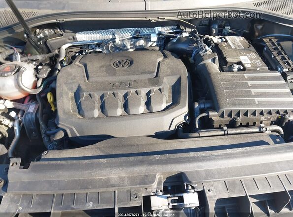 3VV8B7AX3NM047370 2022 VOLKSWAGEN TIGUAN Black Вид ззаду
