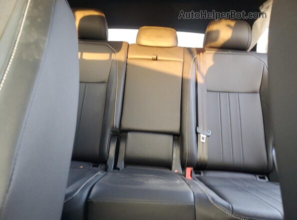 3VV8B7AX7RM208079 2024 VOLKSWAGEN TIGUAN Gray უკანა სავარძლების ხედი