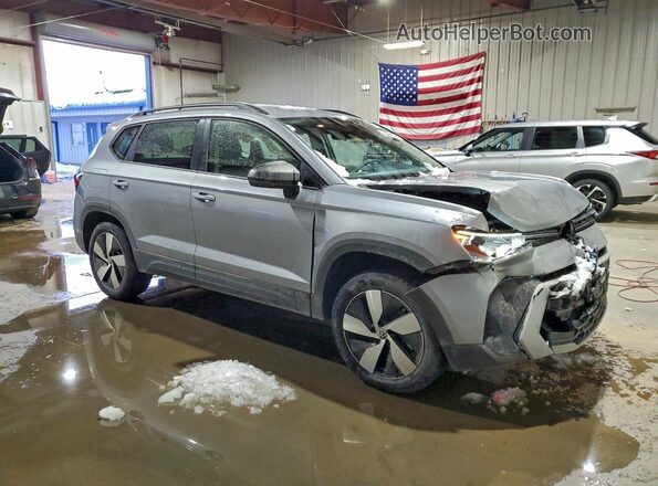 3VV8C7B2XSM047166 2025 VOLKSWAGEN TAOS Silver Front right