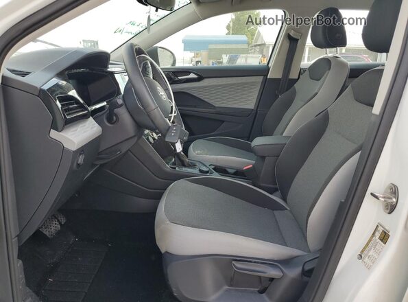 3VV8X7B29RM053300 2024 VOLKSWAGEN TAOS Белый Вид салона спереди