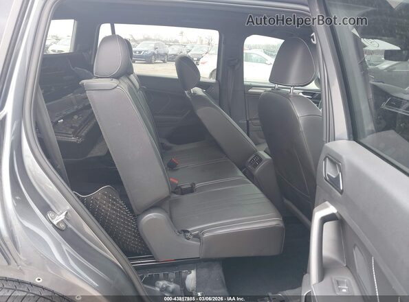 3VVCB7AX2RM103427 2024 VOLKSWAGEN TIGUAN Gray Vista de la etiqueta del VIN