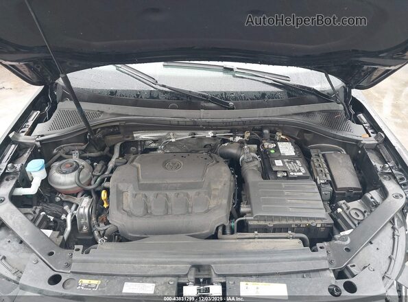 3VVCB7AX6NM133766 2022 VOLKSWAGEN TIGUAN Черный Вид сзади