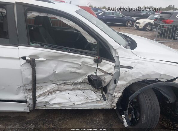 3VVCB7AX9RM012087 2024 VOLKSWAGEN TIGUAN White Vista frontal