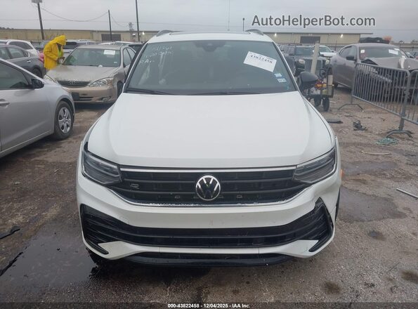 3VVCB7AX9RM012087 2024 VOLKSWAGEN TIGUAN White Vista del cuadro de instrumentos
