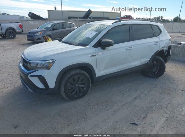 3VVCX7B27NM070181 2022 VOLKSWAGEN TAOS White Front left