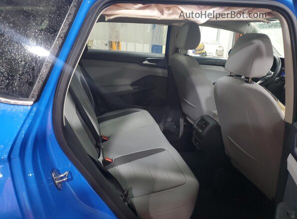 3VVEX7B22RM102209 2024 VOLKSWAGEN TAOS Blue უკანა სალონის ხედი