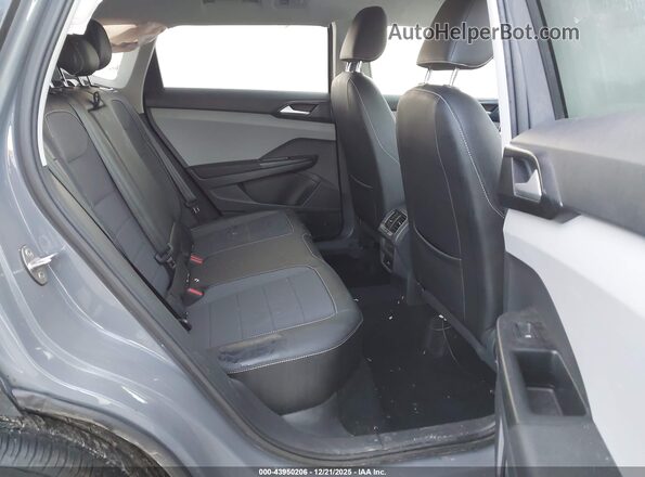 3VVLX7B20NM036213 2022 VOLKSWAGEN TAOS Gray 