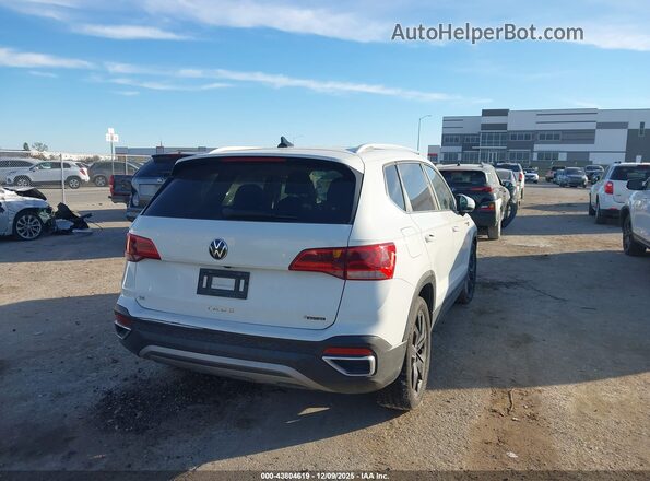 3VVLX7B2XNM023890 2022 VOLKSWAGEN TAOS White Tył prawy