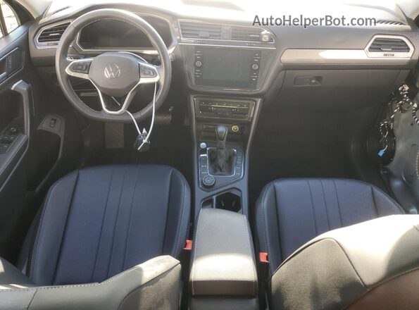 3VVMB7AX1RM107375 2024 VOLKSWAGEN TIGUAN Gray წინა პანელის ხედი