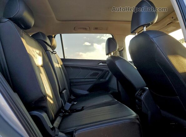 3VVNB7AX6PM014952 2023 VOLKSWAGEN TIGUAN Silver Vista interior trasera