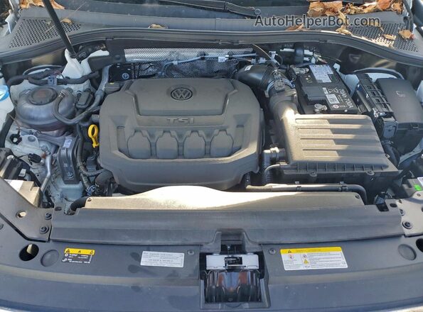 3VVNB7AX7RM112908 2024 VOLKSWAGEN TIGUAN White Vista del compartimento del motor