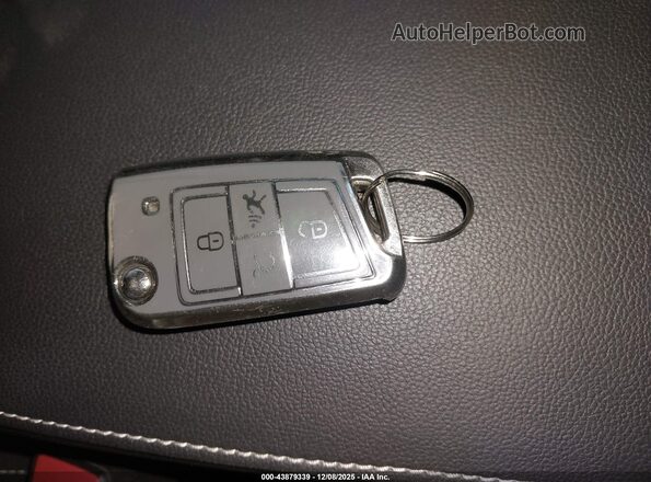 3VVRB7AX5RM106302 2024 VOLKSWAGEN TIGUAN Silver Vista del salpicadero