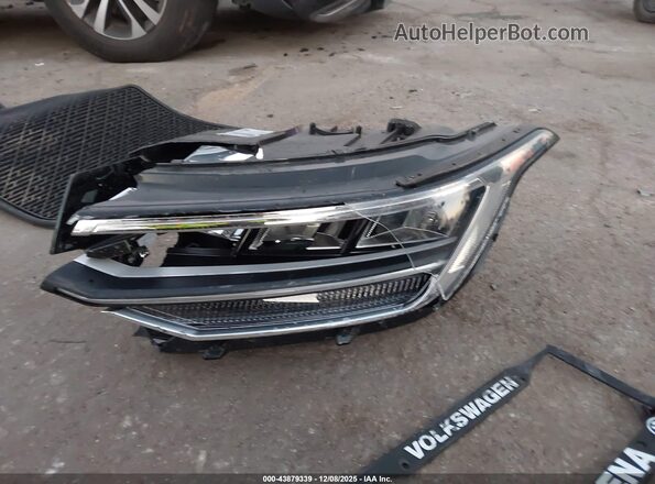 3VVRB7AX5RM106302 2024 VOLKSWAGEN TIGUAN Silver Vista del cuadro de instrumentos