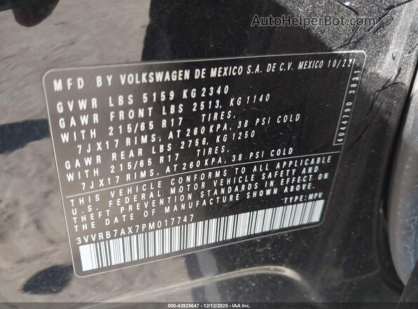 3VVRB7AX7PM017747 2023 VOLKSWAGEN TIGUAN Black Շարժիչի բաժամունքի տեսք