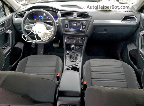 3VVRB7AX8PM131627 2023 VOLKSWAGEN TIGUAN Black Vista del salpicadero