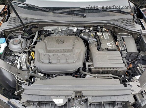 3VVRB7AX8PM131627 2023 VOLKSWAGEN TIGUAN Black Vista del compartimento del motor