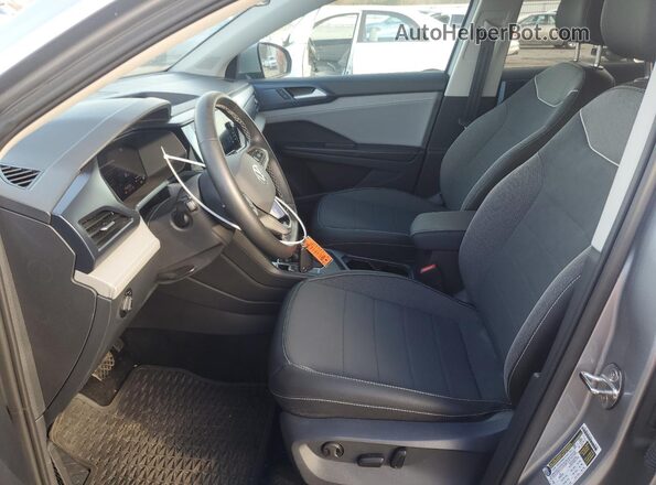 3VVSX7B24RM106295 2024 VOLKSWAGEN TAOS Silver Սալոնի դիմացի տեսք