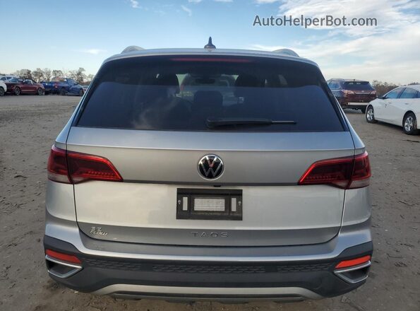 3VVSX7B24RM106295 2024 VOLKSWAGEN TAOS Silver Հետևի տեսք
