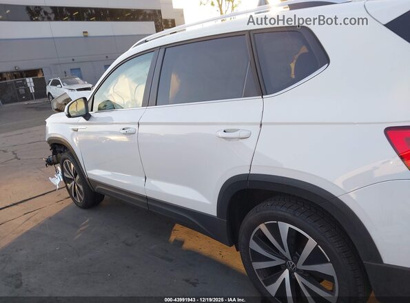 3VVSX7B25RM079155 2024 VOLKSWAGEN TAOS White Vista interior de 360 grados