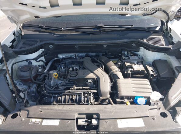 3VVSX7B29RM004846 2024 VOLKSWAGEN TAOS Белый Вид сзади