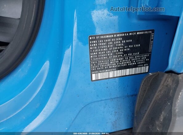 3VVVC7B20SM060141 2025 VOLKSWAGEN TAOS Blue Vista del compartimento del motor