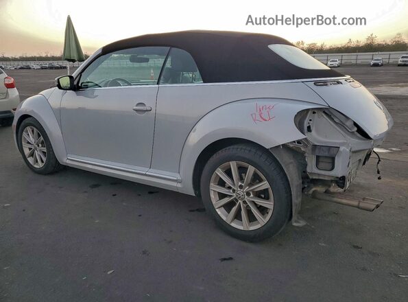 3VW5DAAT1JM517358 2018 VOLKSWAGEN BEETLE White 